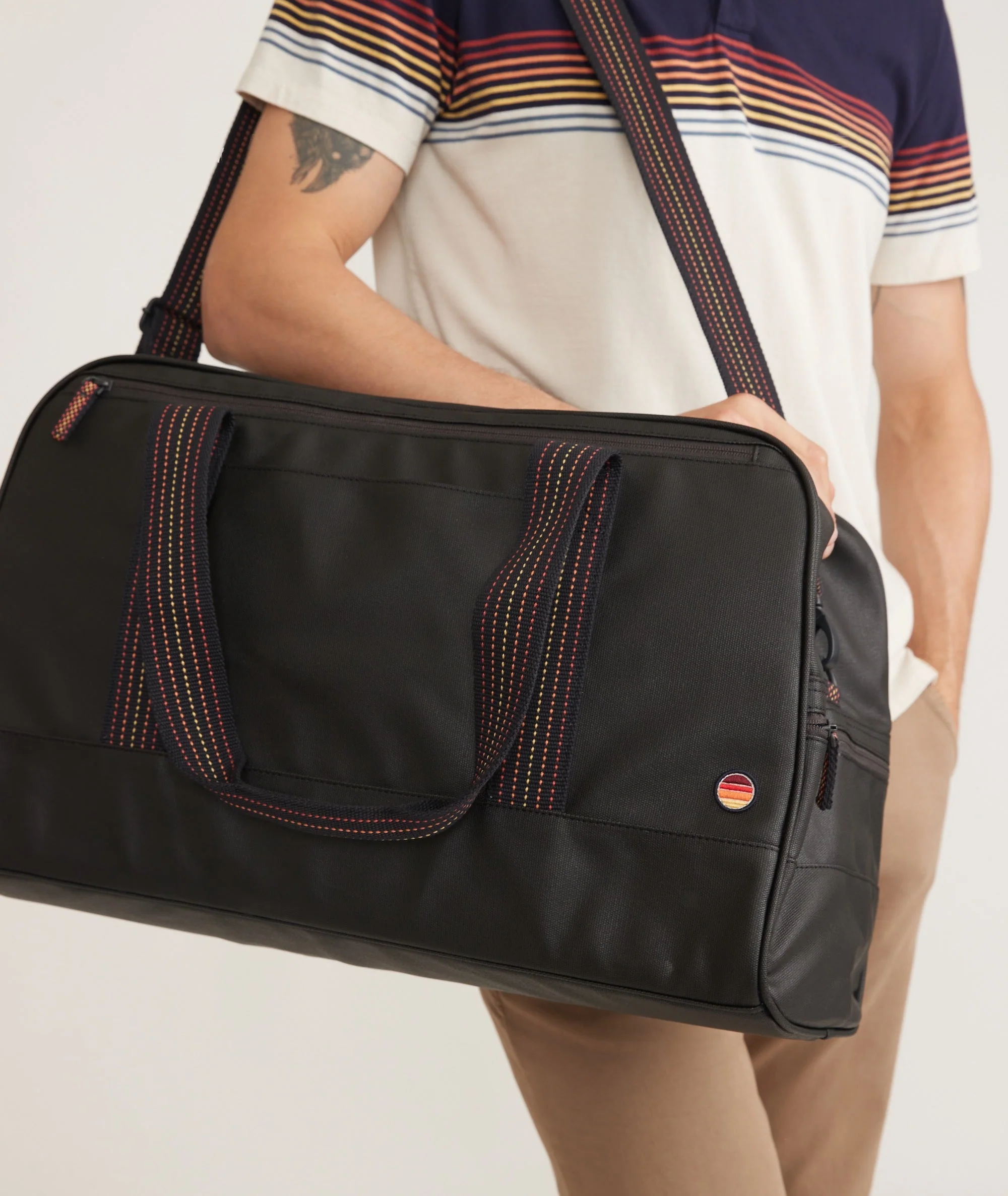 Weekender Bag in Phantom - Image 2